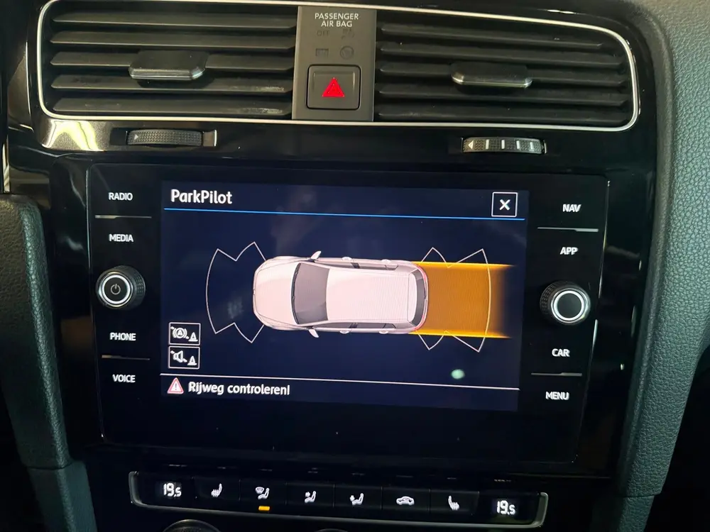 Volkswagen Golf 1.5 TSI Highline Business R DSG | Virtual Co uit 2019, foto 16