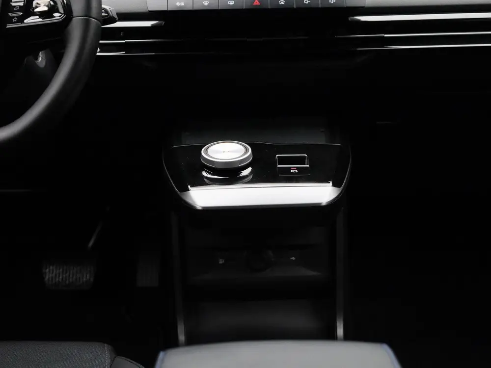 MG MG4 Long Range 64kWh Luxury uit 2023, foto 12