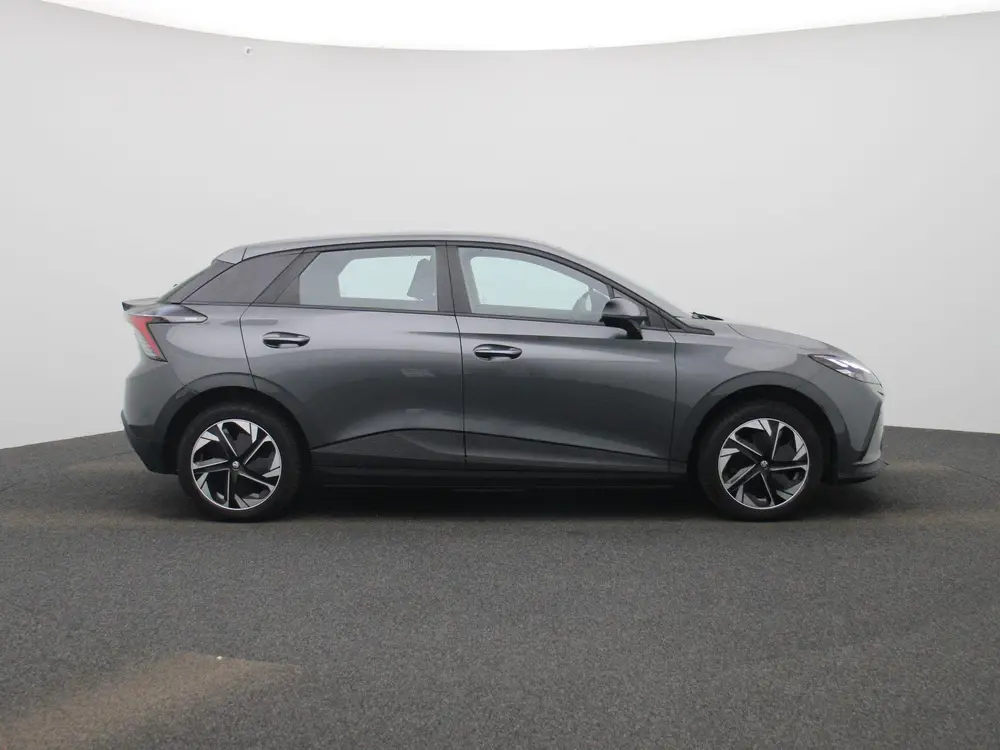 MG MG4 51kWh Standard uit 2023, foto 6