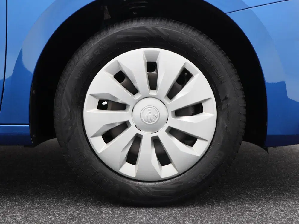 Skoda Fabia 1.0 MPi Ambition uit 2024, foto 11