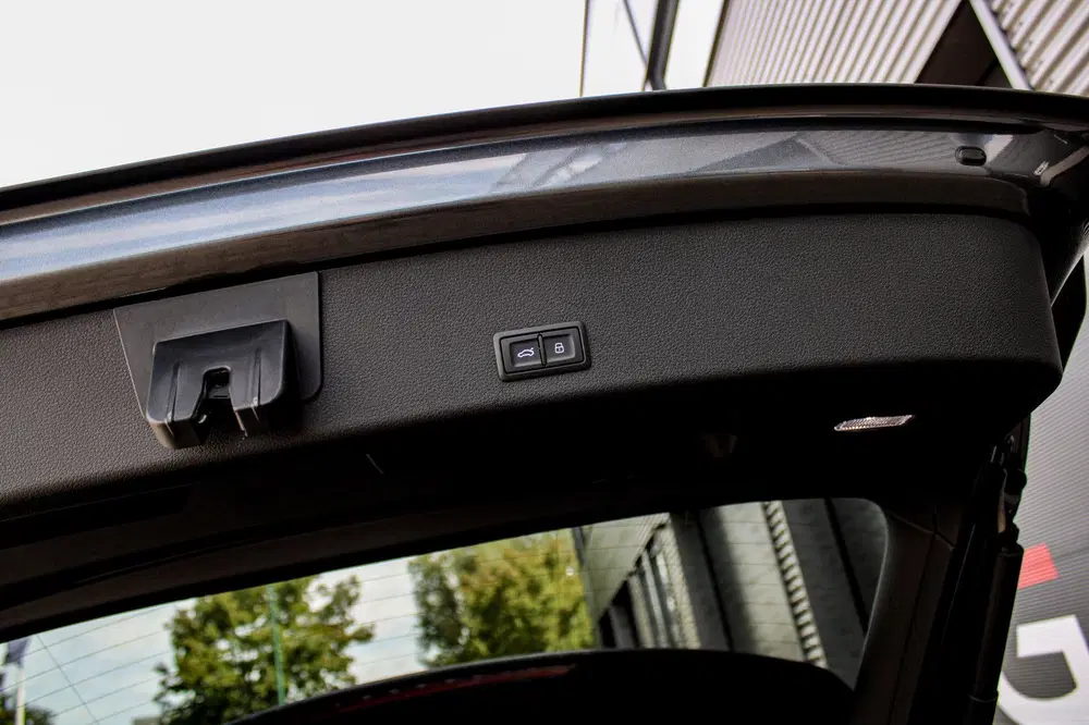 Audi Q8 e-tron 55 quattro S Edition 115 kWh uit 2023, foto 5