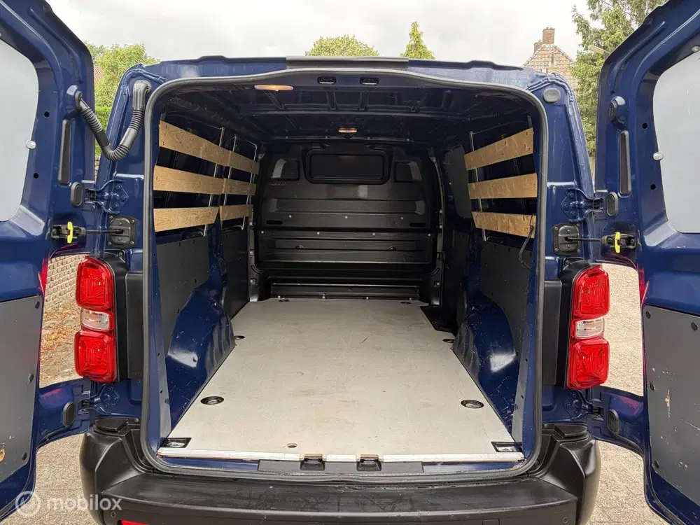 Citroën Jumpy Citroen Jumpy bestel 1.5 BlueHDI 100 L3 uit 2023, foto 16
