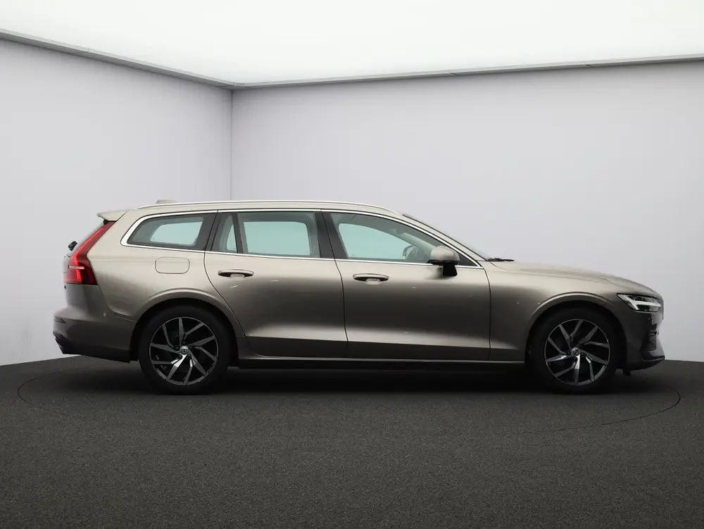 Volvo V60 2.0 T5 Momentum Pro uit 2019, foto 7