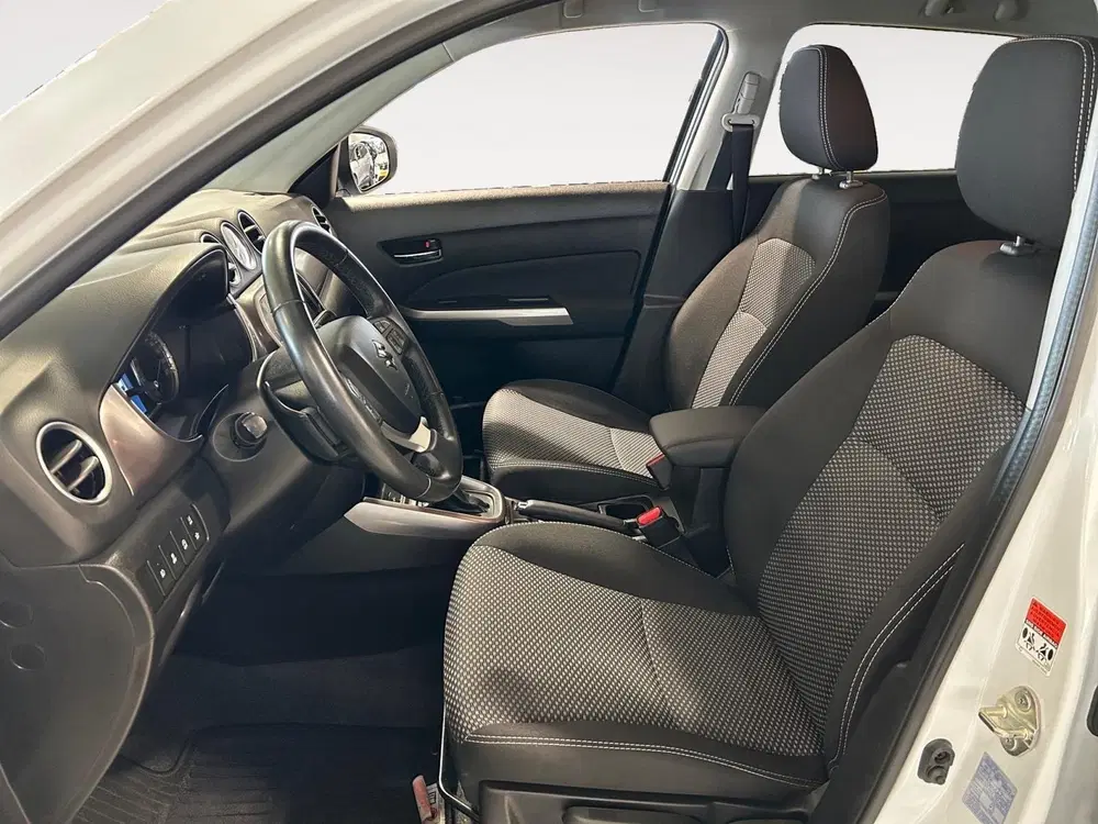 Suzuki Vitara 1.5 Hybrid Select uit 2024, foto 8