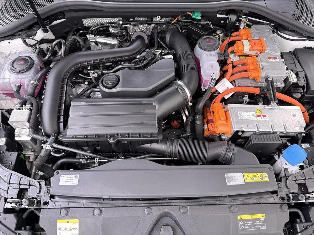 Audi A3 45 TFSI e S edition Competition 272pk PHEV uit 2025, foto 14