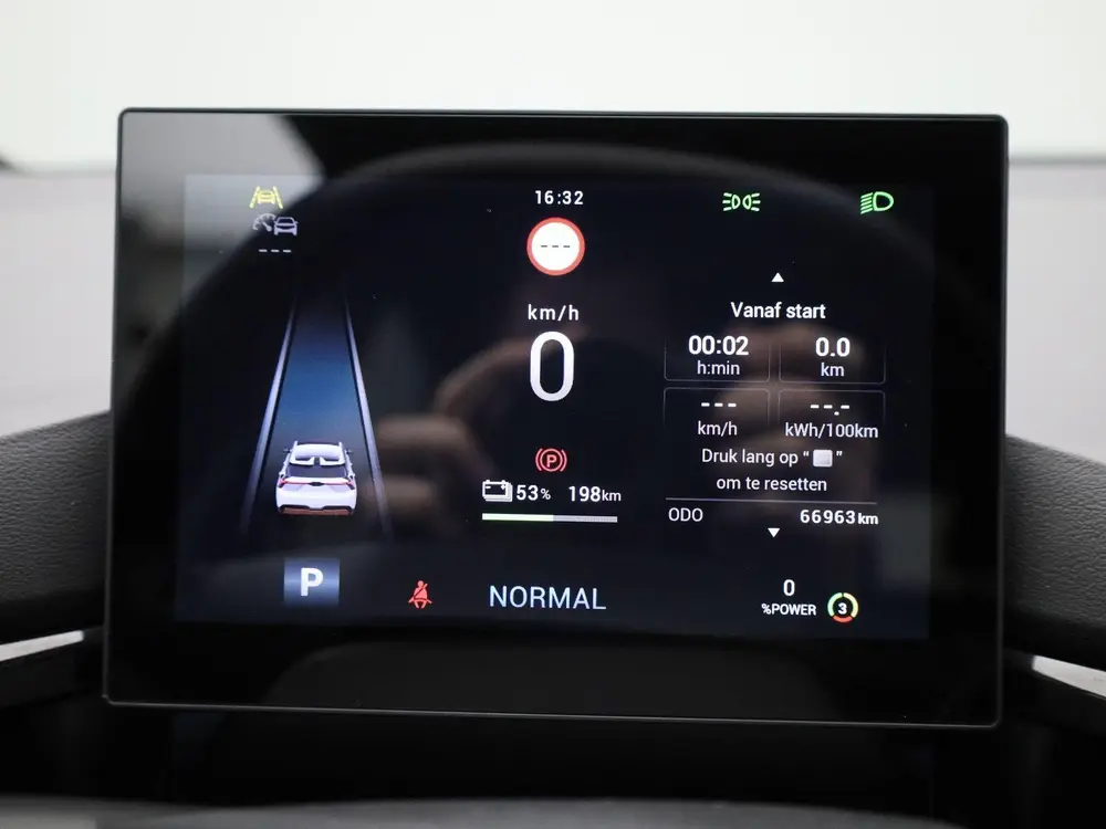 MG MG4 Long Range Luxury 64kWh uit 2023, foto 8