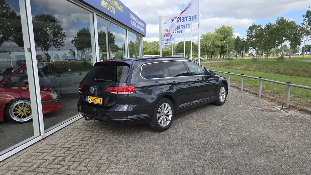 Volkswagen Passat Variant 2.0 TDI Highline uit 2019, foto 3