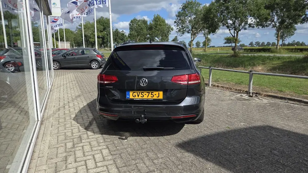 Volkswagen Passat Variant 2.0 TDI Highline uit 2019, foto 8