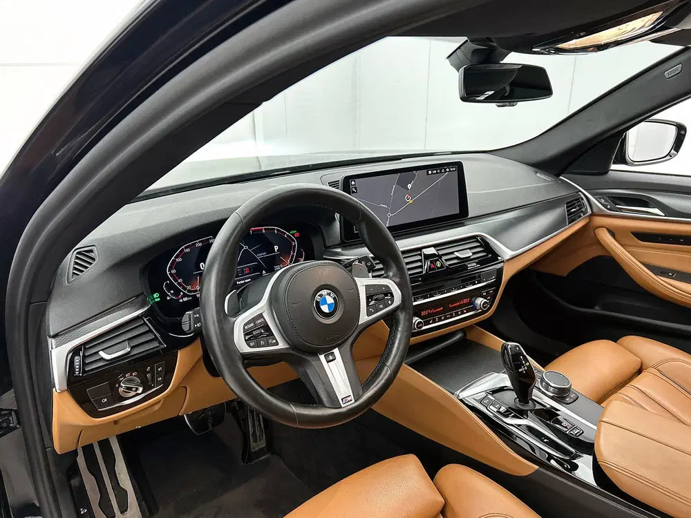 BMW 5-serie 530i M Sport uit 2021, foto 5