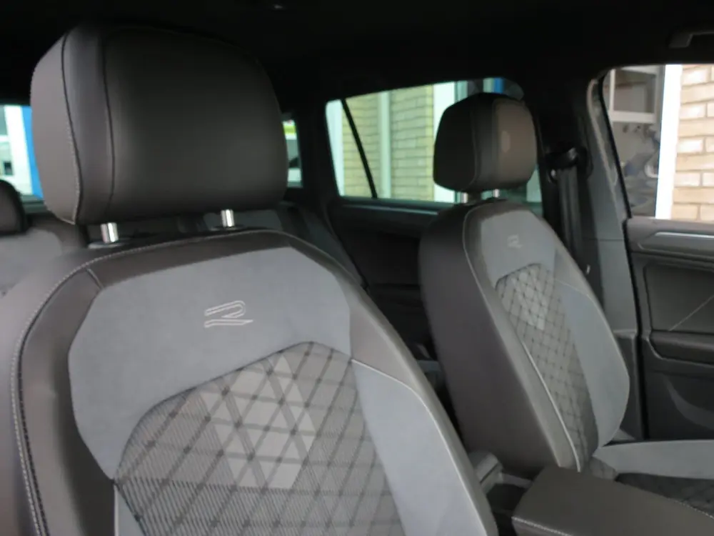 Volkswagen Tiguan 1.4 TSI eHybrid R-Line Business+ Trekhaak| uit 2023, foto 10