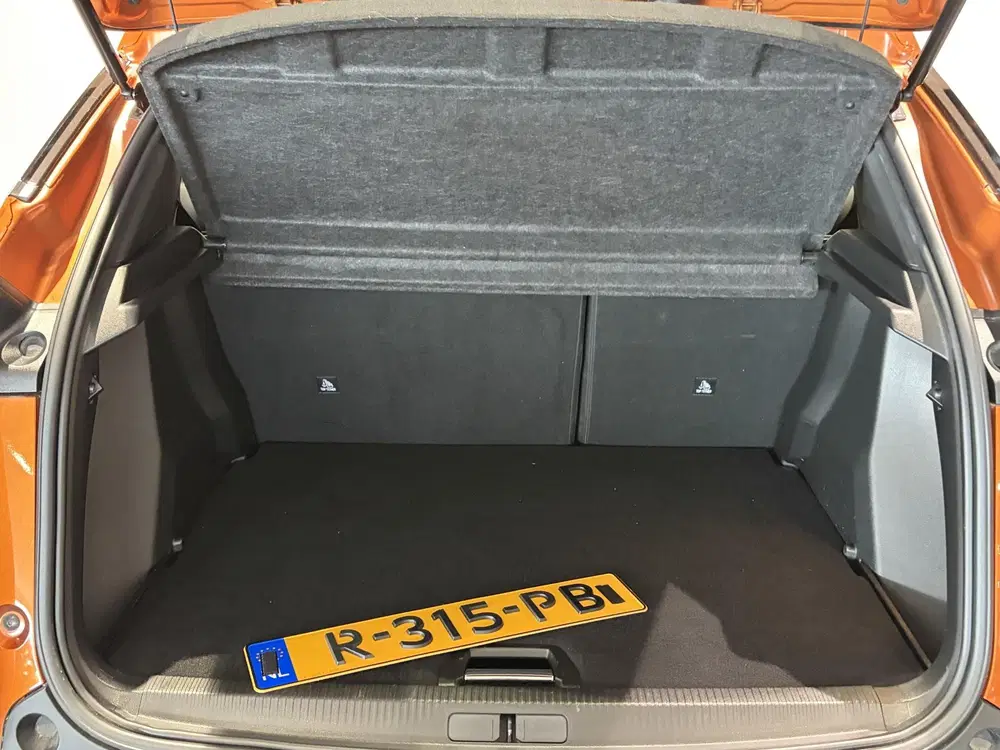 Peugeot 2008 PureTech 100 Allure Pack l Trekhaak l Navi uit 2022, foto 20