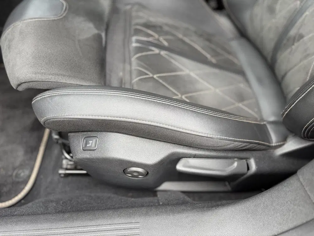 Peugeot 508 1.6 HYbrid GT Pack Business l Focal Audio uit 2022, foto 19