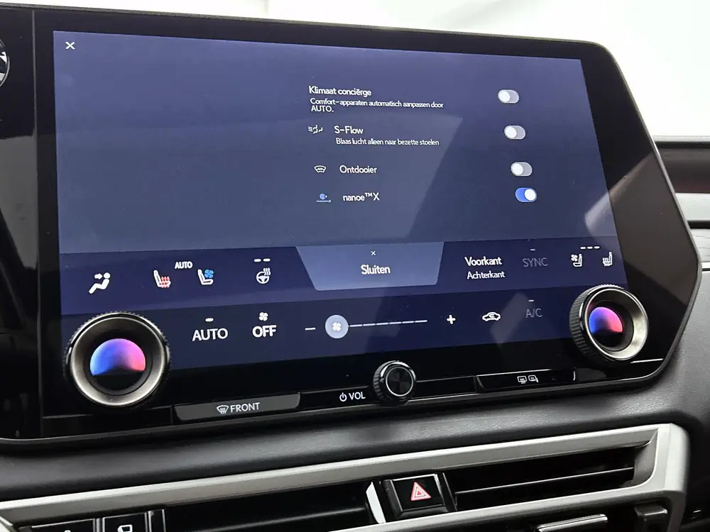 Lexus RX 450h+ Plug-in Hybrid President Line uit 2023, foto 11