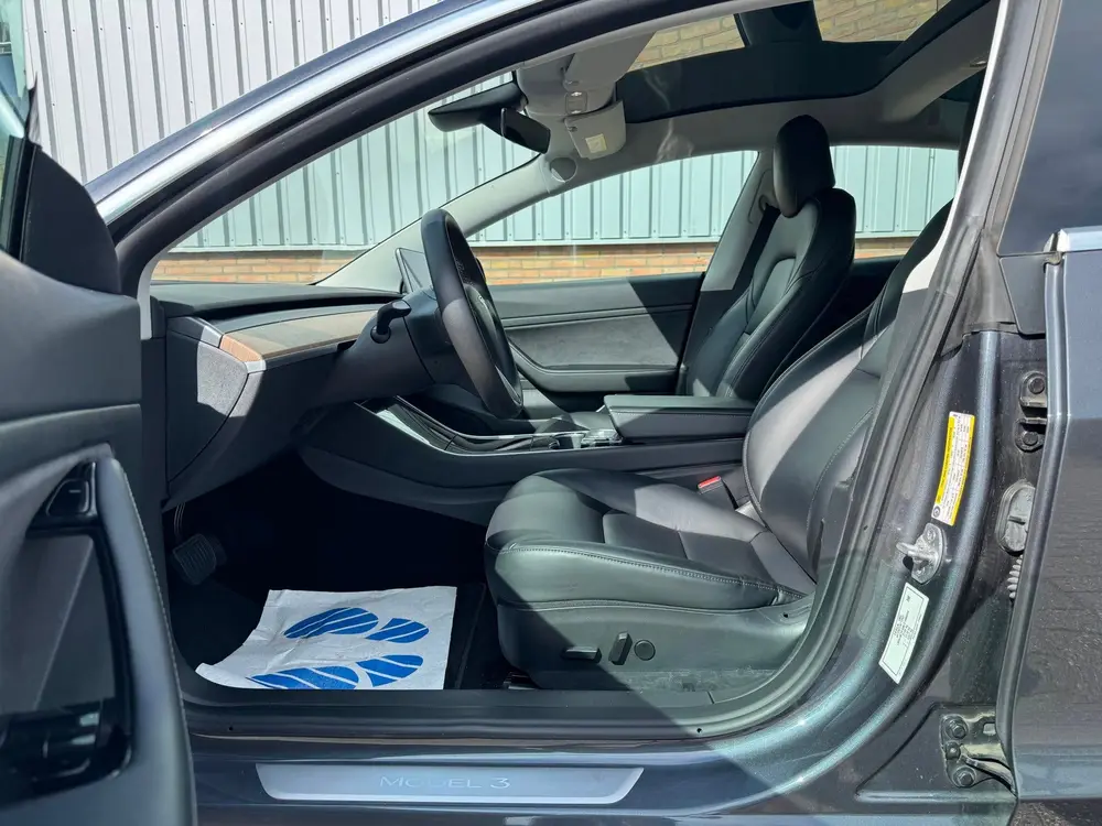 Tesla Model 3 Standard RWD Plus FSD permanent/ LFP accu/ SOH uit 2020, foto 12