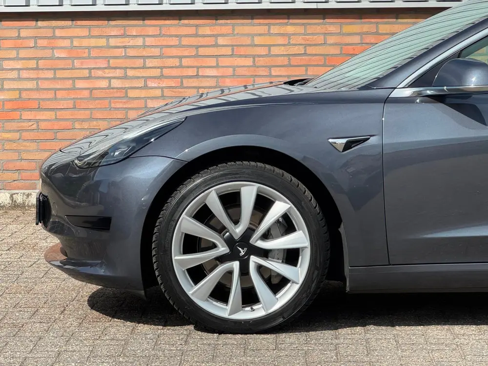 Tesla Model 3 Standard RWD Plus FSD permanent/ LFP accu/ SOH uit 2020, foto 2