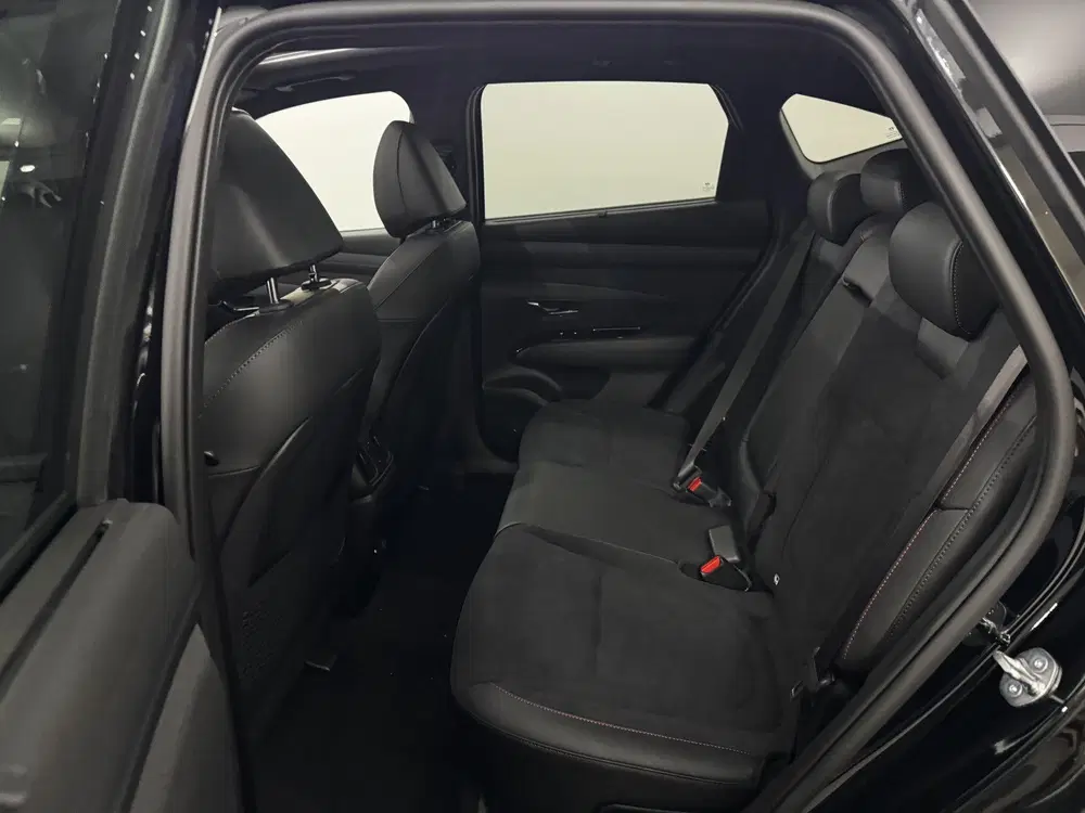 Hyundai TUCSON 1.6 T-GDI HEV N Line Sky Pano uit 2026, foto 11