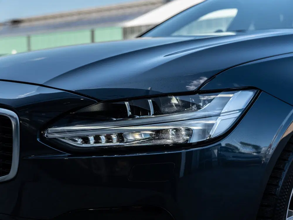 Volvo V90 2.0 T8 AWD R-Design uit 2020, foto 10