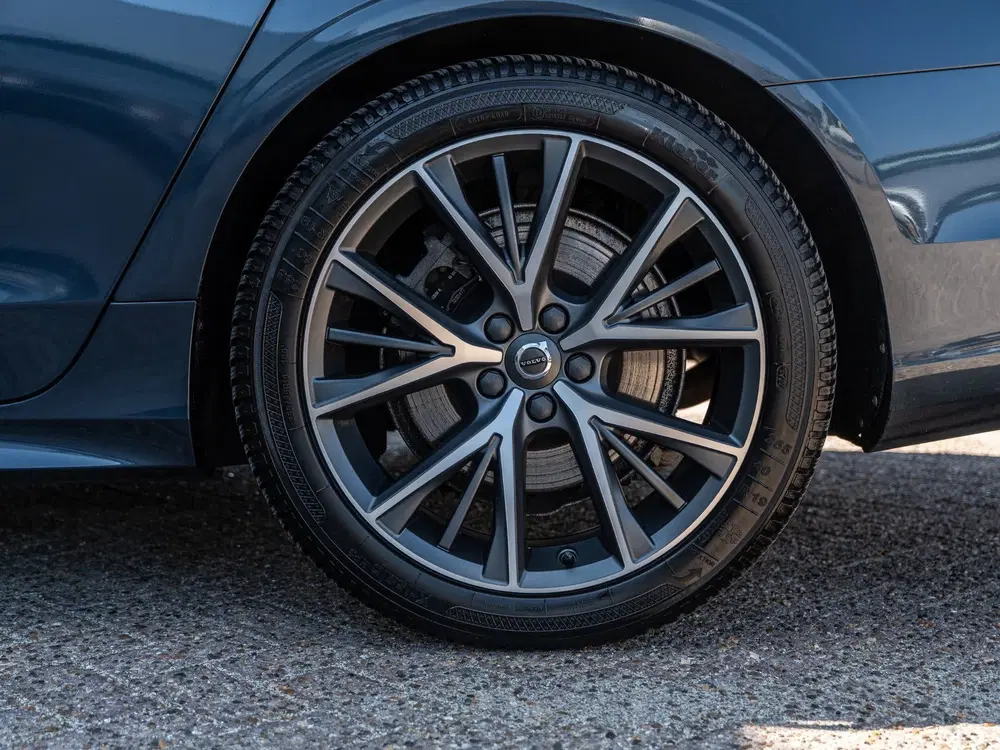 Volvo V90 2.0 T8 AWD R-Design uit 2020, foto 12