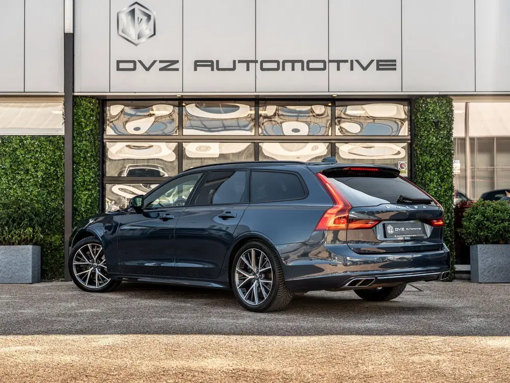 Volvo V90 2.0 T8 AWD R-Design uit 2020, foto 8