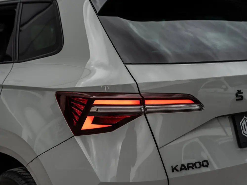 Skoda Karoq 1.5 TSI ACT 150PK DSG Sportline Business uit 2023, foto 11