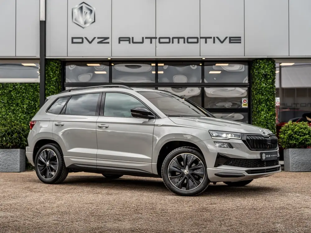 Skoda Karoq 1.5 TSI ACT 150PK DSG Sportline Business uit 2023, foto 5