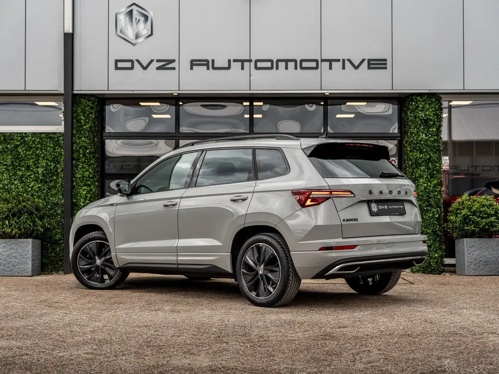 Skoda Karoq 1.5 TSI ACT 150PK DSG Sportline Business uit 2023, foto 8