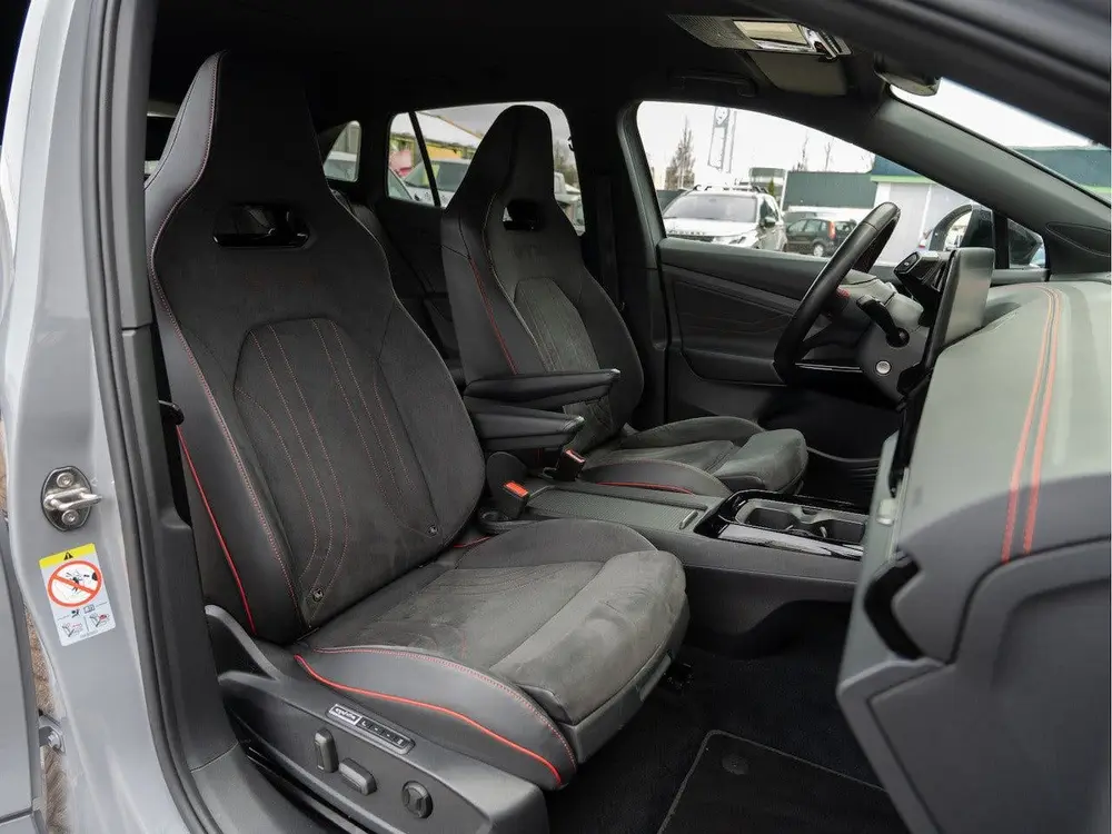 Volkswagen ID.4 GTX 4Motion 300PK | IQ Light | 360 Camera | uit 2023, foto 20