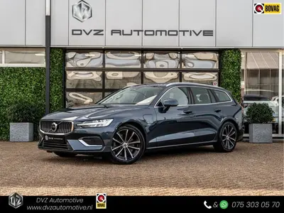 Volvo V60 2.0 T6 Plug-in hybrid AWD Core Bright uit 2022