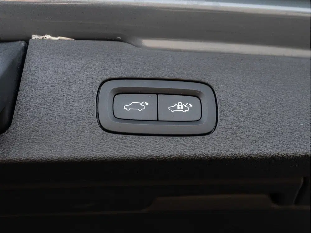 Volvo V60 2.0 T6 Plug-in hybrid AWD Core Bright uit 2022, foto 18