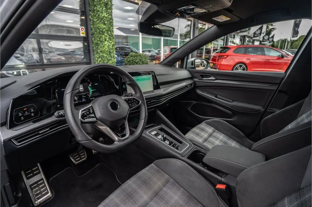 Volkswagen GOLF GTD 2.0 TDI 200PK DSG | Matrix | Sport&Sound uit 2022, foto 15