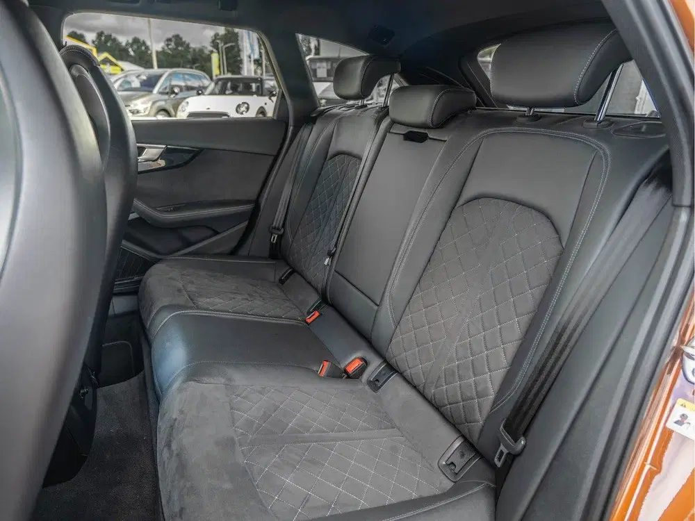 Audi RS4 2.9 TFSI 450PK Quattro uit 2022, foto 20