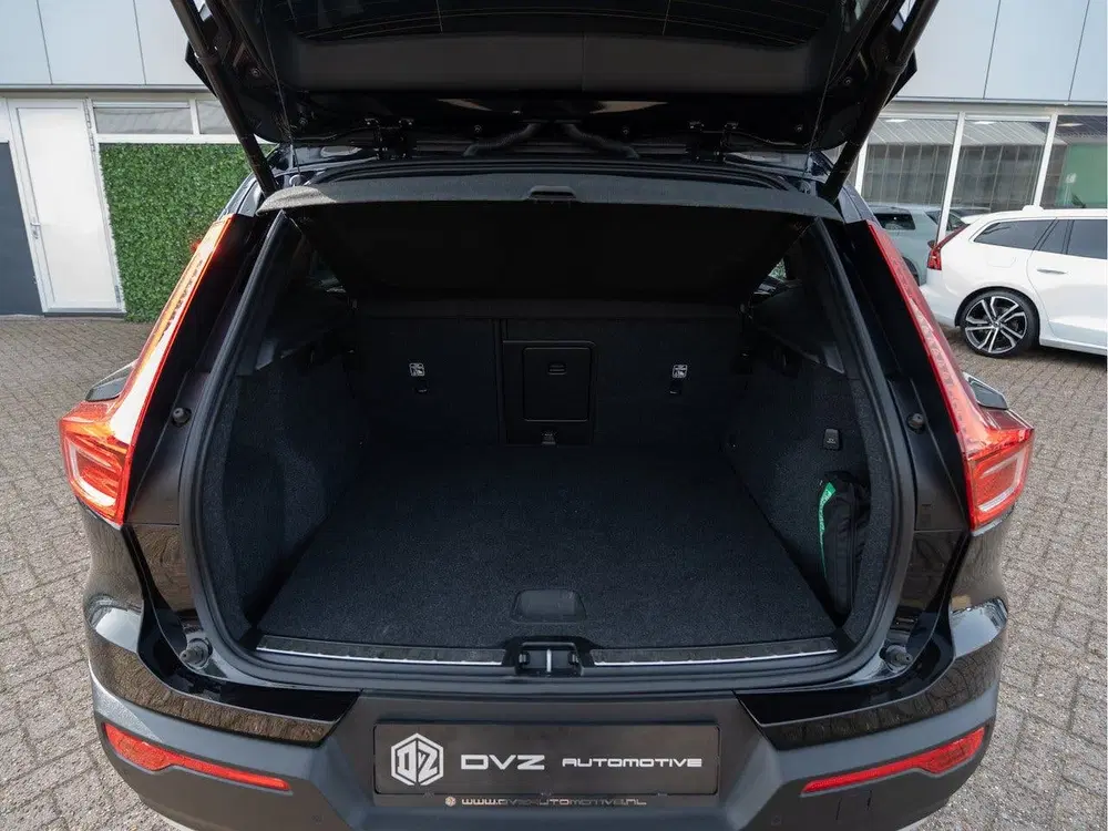 Volvo XC40 1.5 T3 Inscription uit 2022, foto 16