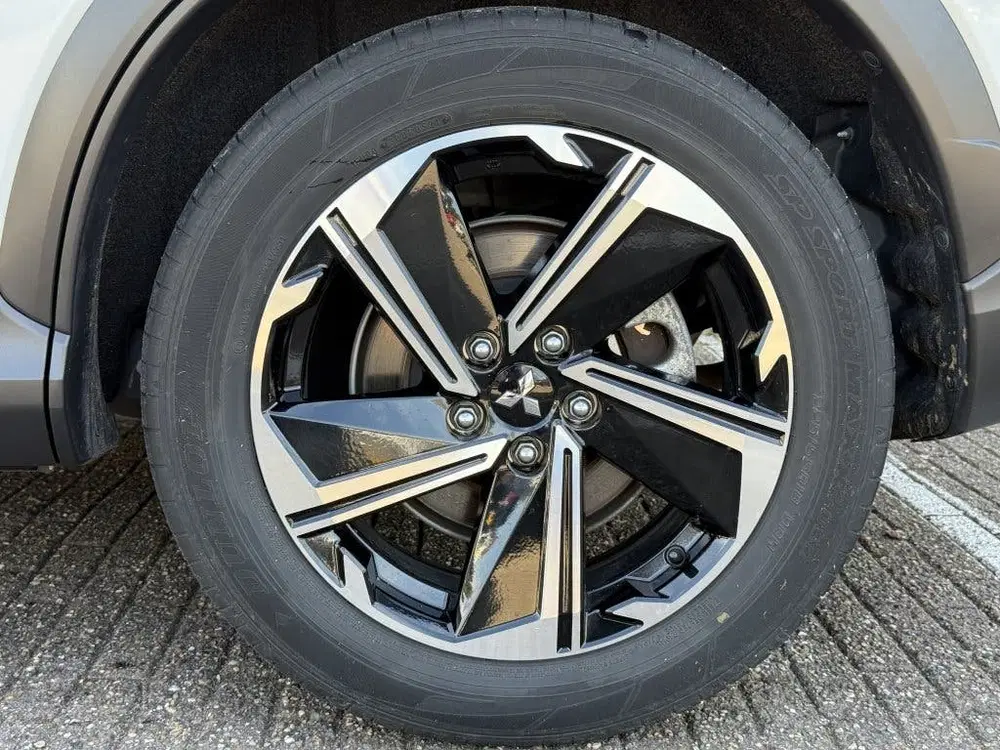 Mitsubishi Eclipse Cross 2.4 PHEV Intense uit 2024, foto 8
