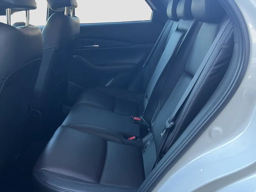 Mazda CX-30 2.0 e-SkyActiv-X M Hybrid Luxury uit 2020, foto 17