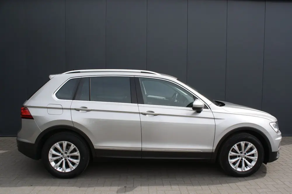 Volkswagen Tiguan 1.5 TSI ACT Comfortline Business - RIJKLAA uit 2019, foto 2