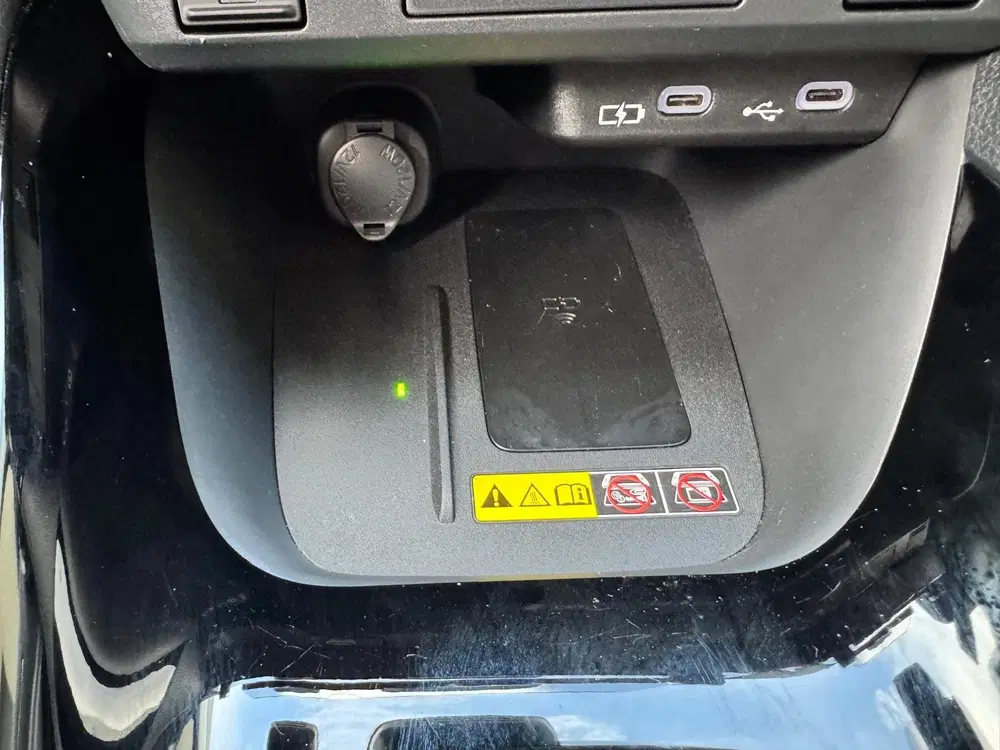 Toyota Yaris 1.5 Hybrid 115 Business Plus uit 2025, foto 18