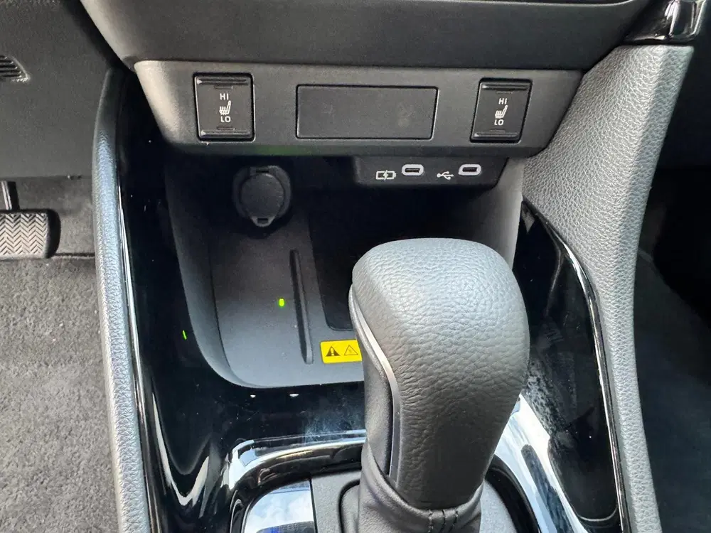 Toyota Yaris 1.5 Hybrid 115 Business Plus uit 2025, foto 19