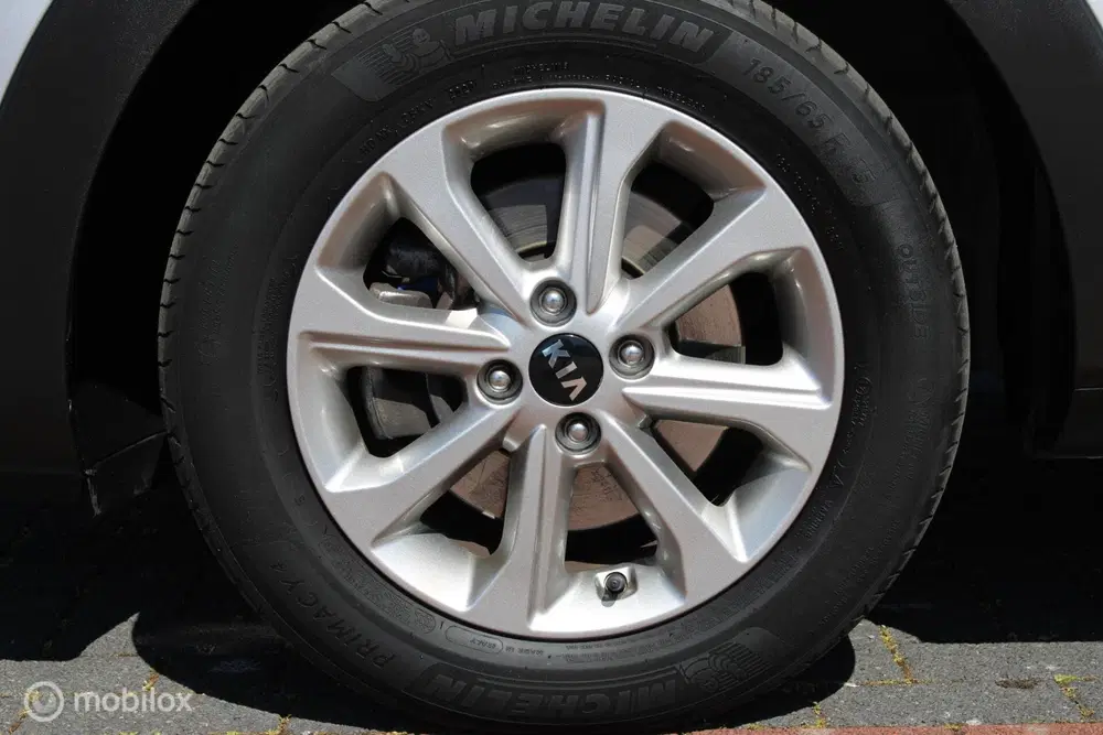 Kia Stonic 1.0 T-GDi MHEV DynamicLine uit 2021, foto 10