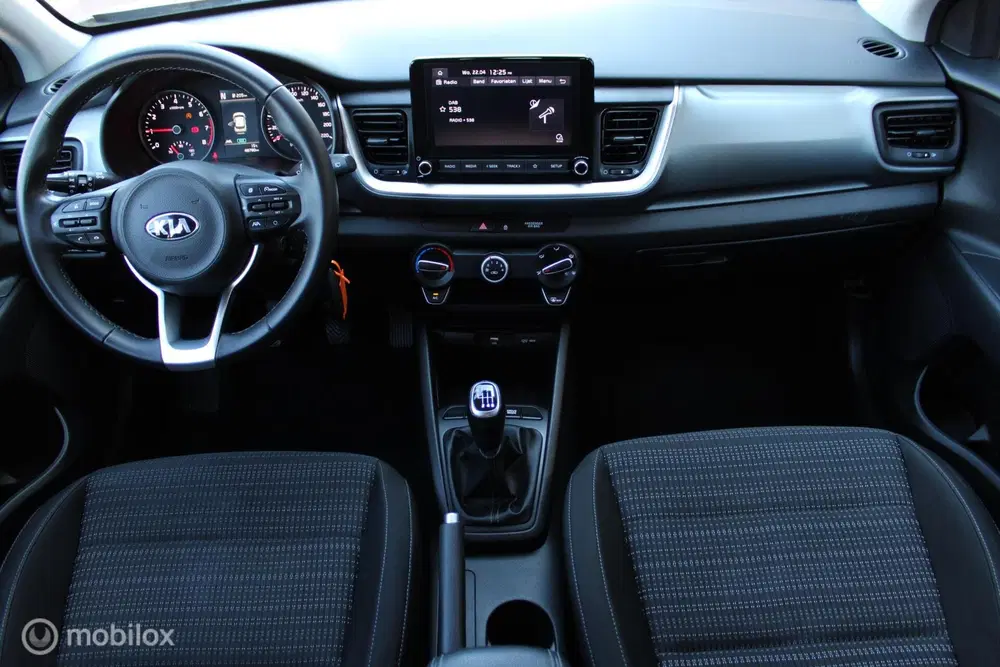 Kia Stonic 1.0 T-GDi MHEV DynamicLine uit 2021, foto 4