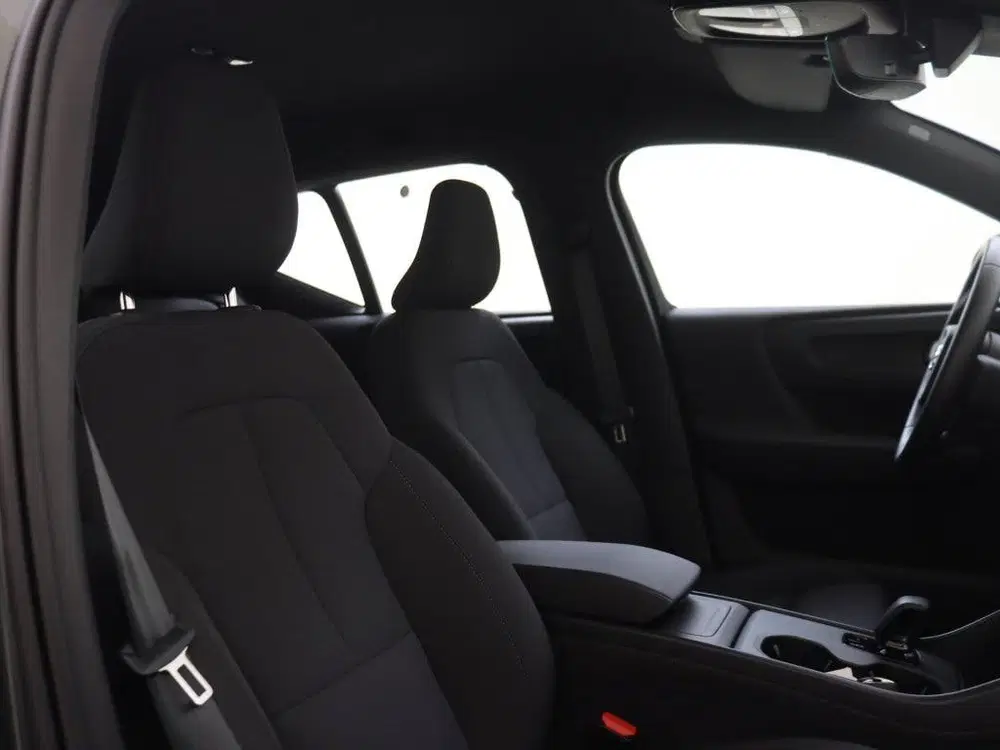Volvo EX40 Extended Plus 82 kWh uit 2025, foto 14