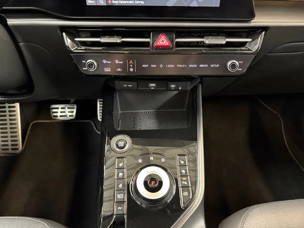 Kia Niro 1.6 GDi PHEV ExecutiveLine I Schuifdak I L uit 2022, foto 8
