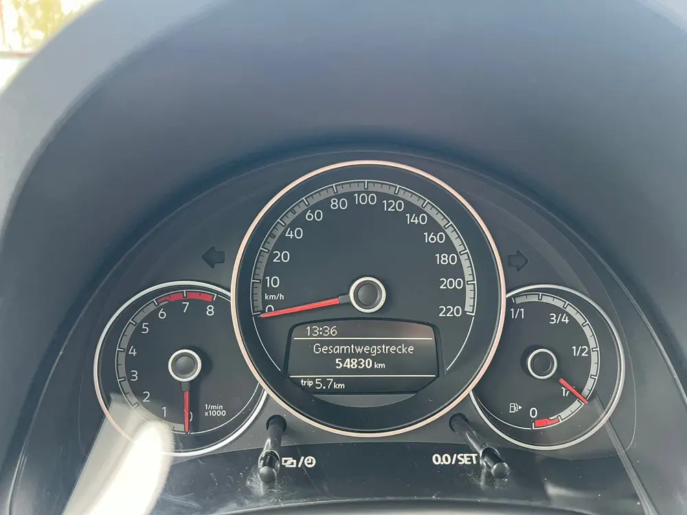 Volkswagen Up! 1.0 beats alcantara beats audio, cruise, airc uit 2022, foto 15