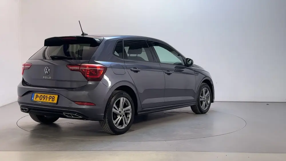 Volkswagen Polo 1.0 TSI R-Line Business Navigatie Parkeersen uit 2022, foto 3