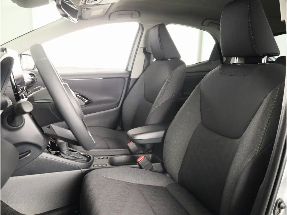 Toyota Yaris 1.5 Hybrid 115 Dynamic Comfort Pack *NIEUW uit 2026, foto 13