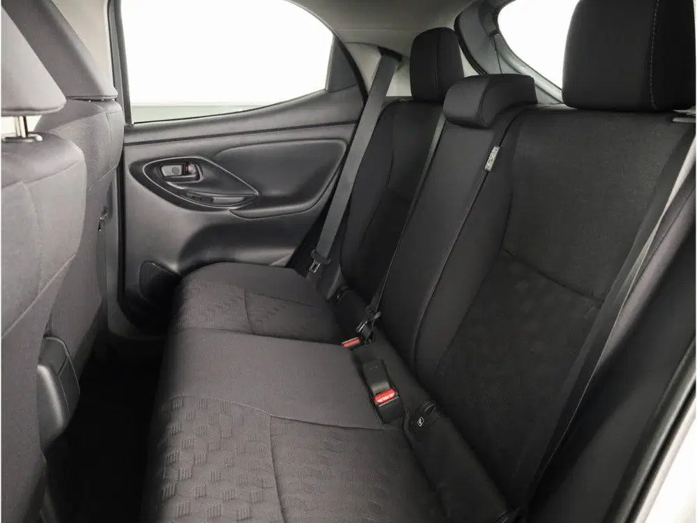 Toyota Yaris 1.5 Hybrid 115 Dynamic Comfort Pack *NIEUW uit 2026, foto 14