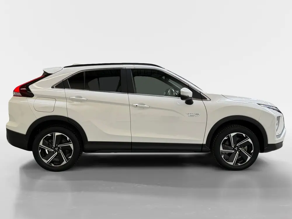 Mitsubishi Eclipse Cross 2.4 PHEV Intense+ I Cruise Control uit 2022, foto 9