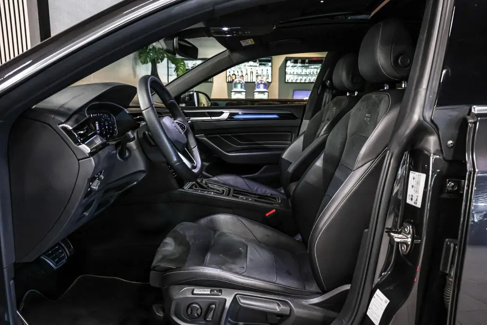 Volkswagen Arteon Shooting Brake 1.4 TSI eHybrid R-Line|Pano uit 2022, foto 9