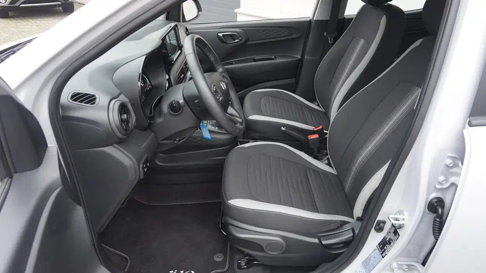 Hyundai i10 1.0 Comfort Smart 5-zits Automaat Stoel uit 2025, foto 10