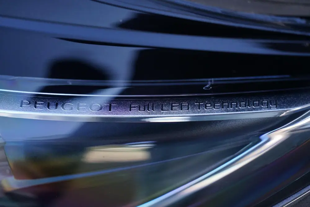 Peugeot 308 1.2 PureTech Blue Lease Allure NL uit 2021, foto 10