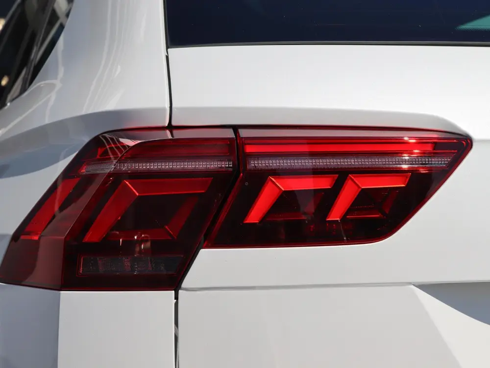 Volkswagen Tiguan 1.4 TSI 245 pk DSG eHybrid R-Line | Trekha uit 2022, foto 12